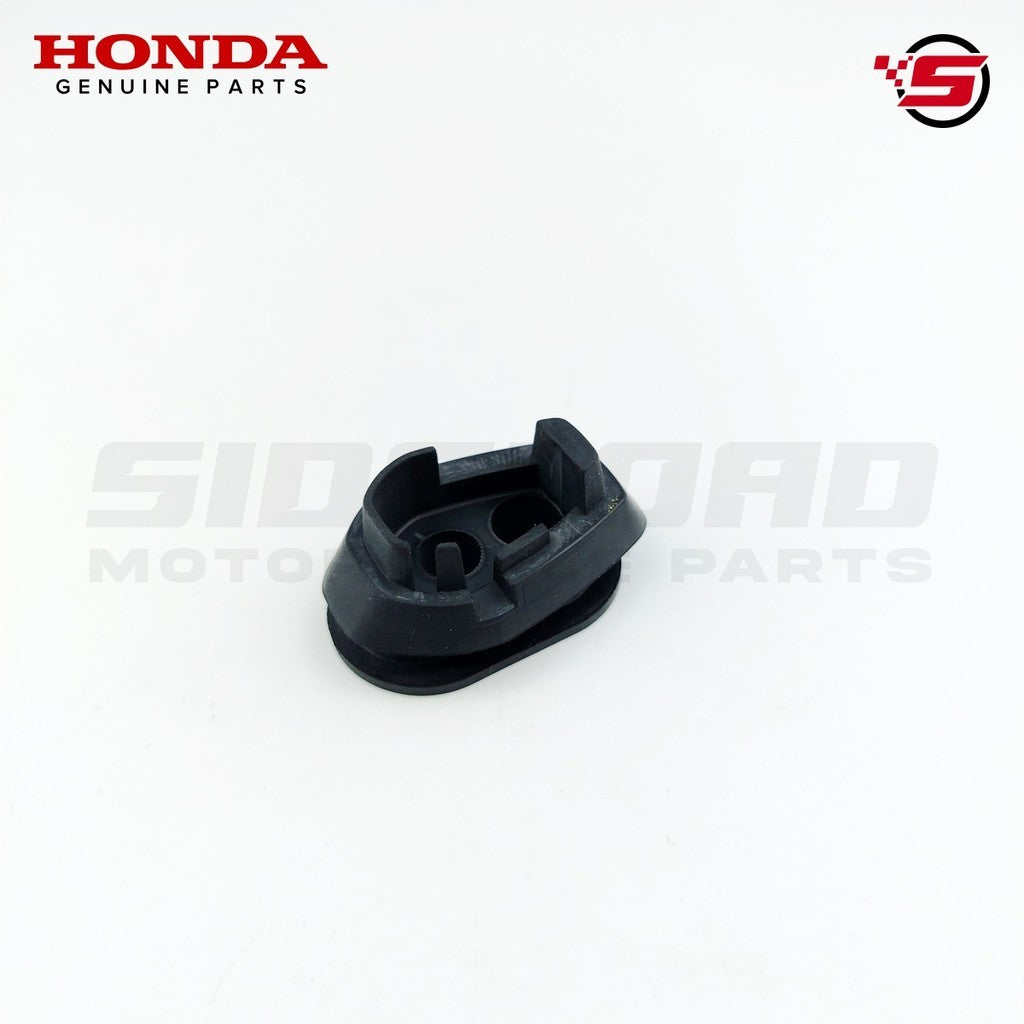 Rubber, L. Winker Mounting (R. Side) - Click 125i - Honda Genuine (33452-KZZ-J00)