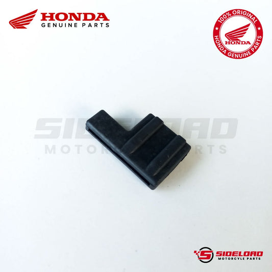 Rubber Grommet A, Side Cover - TMX 125 Alpha - Honda Genuine (83622-KSW-970)