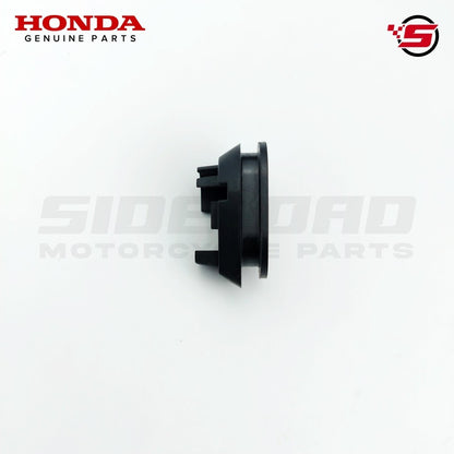 Rubber, R. Winker Mounting (L. Side) - Click 125i - Honda Genuine (33412-KZZ-J00)