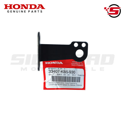 Bracket, Front Winker (L&R) - TMX 155 - Honda Genuine (33407/33408-KB5-930)