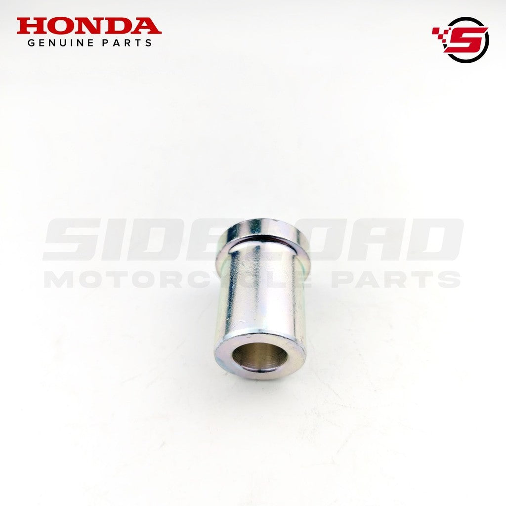 Collar, Front Wheel Side - Click 125i - Honda Genuine (44312-KZR-600)